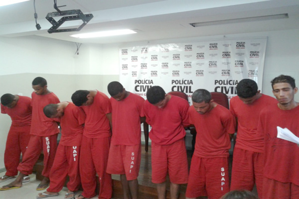 Quadrilha suspeita de cometer homicídios e traficar drogas é presa em Contagem
