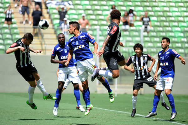Vantagem celeste em clássico no Independência