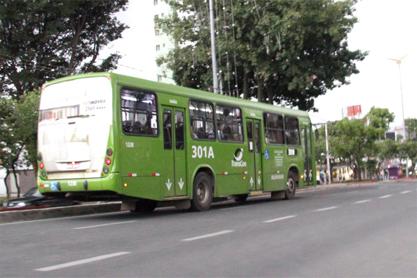 Contagenses reclamam do transporte coletivo em audiência da Assembleia