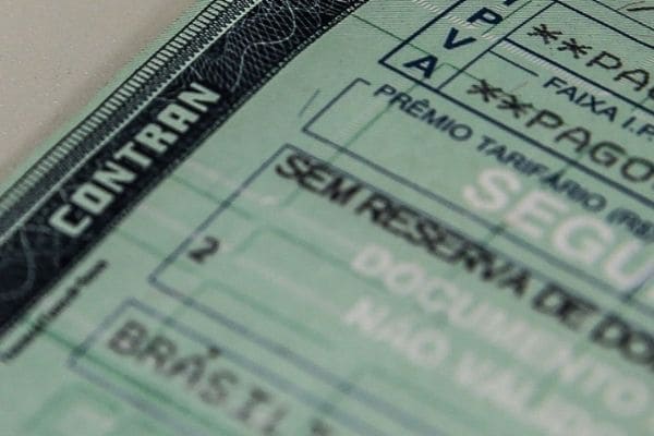 Exigência do CRLV 2020 é adiada para o ano que vem