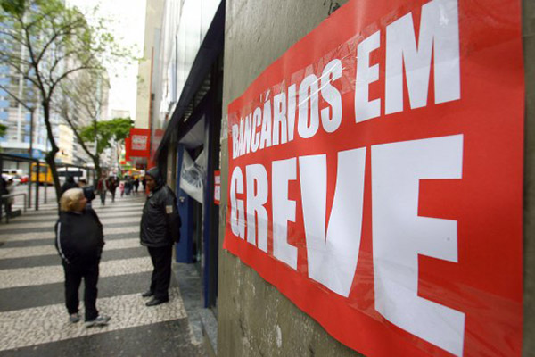 Greve dos bancários já dura 23 dias, a maior desde 2004