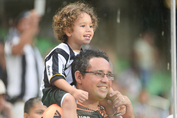 Atlético vence a Ponte e se concentra no Corinthians