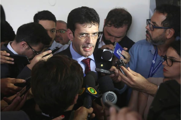Bolsonaro indica deputado mineiro para o Turismo