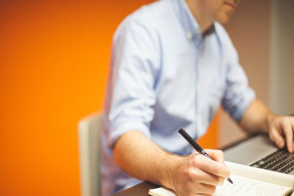 Declaração Anual de Faturamento deve ser entregue até quarta-feira por MEI