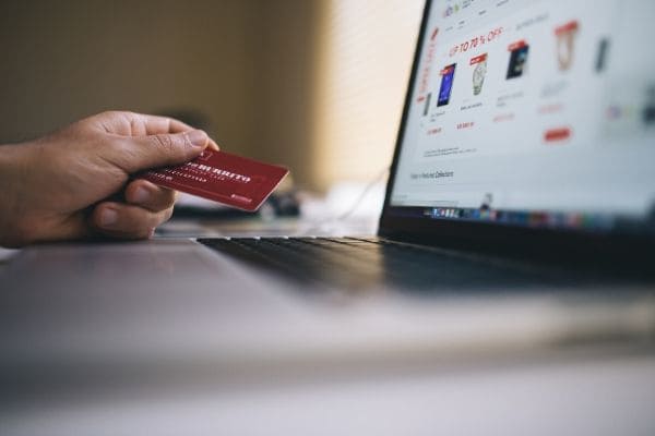 Procon Assembleia dá dicas para a Black Friday