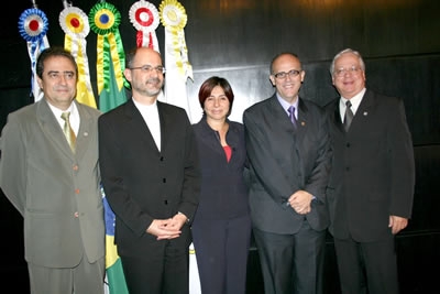 Empossados os novos secretários da Puc Minas.