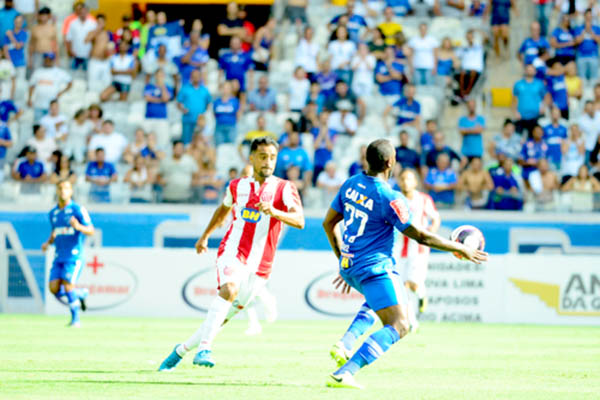 Cruzeiro estreia com vitória no Campeonato Mineiro