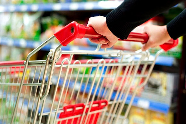 Supermercados mineiros devem levar uma semana para normalizar abastecimento