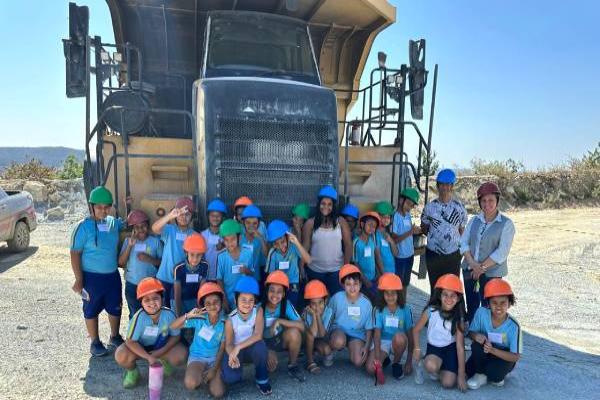 Escola Municipal de Contagem está na final do Prêmio Nacional Liga STEAM 2025