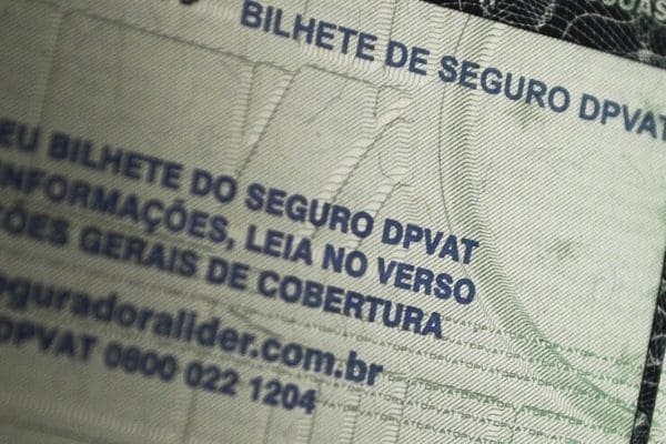 Donos de veículos não vão pagar o Seguro Dpvat em 2021