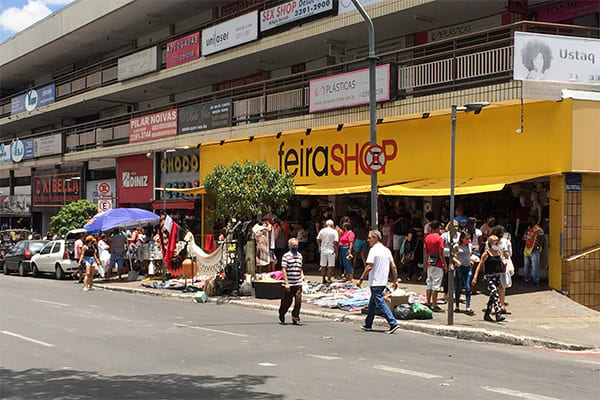 Abre e fecha no feriado de Ano Novo em Contagem 