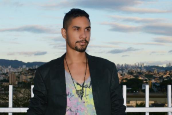 Em BH, Teatro de Bolso recebe poeta Hugo Lima no próximo dia 8