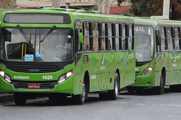 Linha de ônibus 001 C tem horários e itinerário especiais no sábado