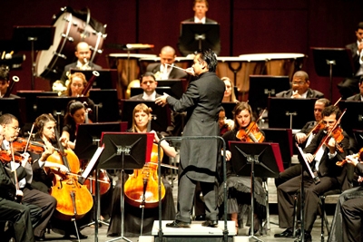 Orquestra Filarmônica de MG se apresenta em Inhotim 