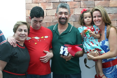 Rotary Club Contagem homenageia os pais