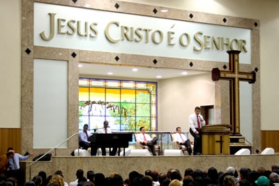 Não julgue para não ser julgado.