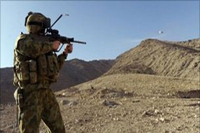 Austrália suspende proibição de mulheres militares em combate