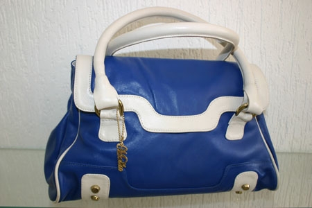 Malú Bolsas oferece uma linda bolsa para os leitores do jornal