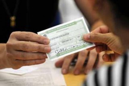 Eleitor tem até hoje para retirar 2ª via do título