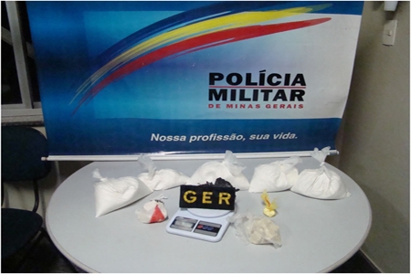 Droga é encontrada na cozinha de sítio em Betim