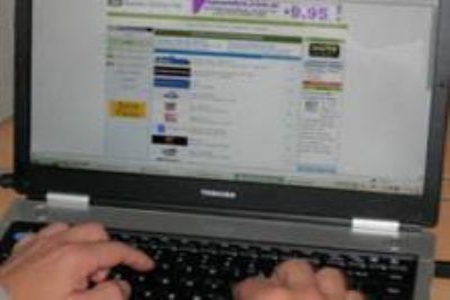 Candidatos têm até hoje para divulgar campanhas em jornais e internet