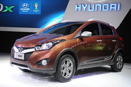 Hyundai lança versão aventureira do HB20 no Salão do Automóvel