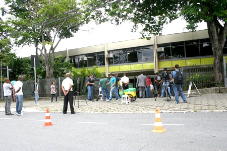 Júri inocenta Bola de acusação do assassinato de carcereiro