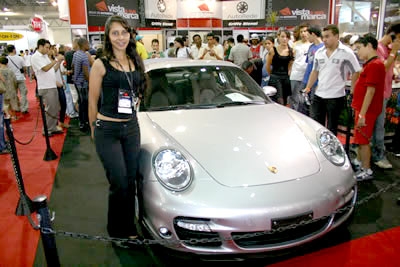 Bienal do Automóvel recebeu visitantes de todo Brasil