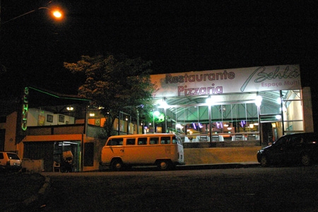Reveillon Behlú