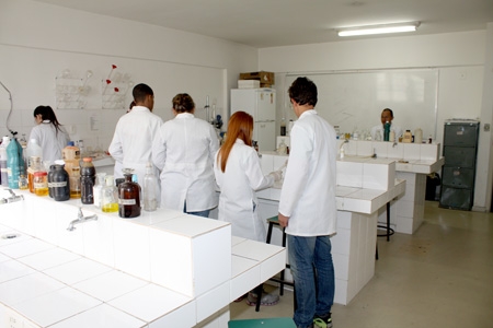 Funec adere ao Programa Nacional de Acesso ao Ensino Técnico e Emprego 