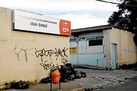 Moradora de Contagem demonstra indignação com a Secretaria de Saúde