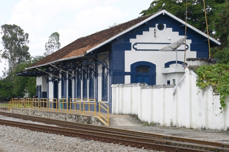 Mulher morre após ser atropelada por trem na Estação Ferroviária de Betim