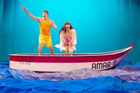 Espetáculo “Amar é...Uma comédia!” está com apresentações agendadas em dois teatros da capital
