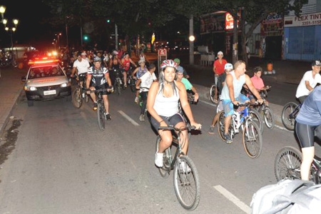 Contagem promove mais um Passeio Ciclístico Noturno