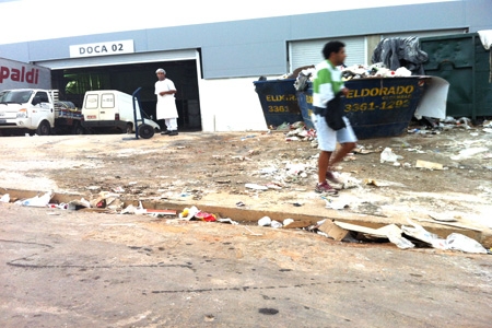 Morador do bairro Cabral reclama da falta de atenção das autoridades com a região