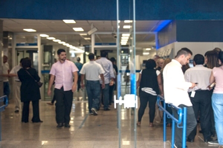 Bancos fecham nesta terça-feira e reabrem na quinta (2)
