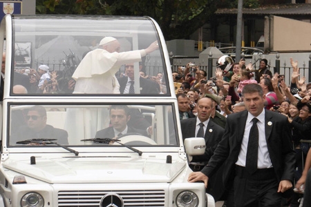 Papa Francisco inicia peregrinação à Terra Santa em maio