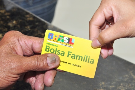 Contagenses que são beneficiários do Bolsa Família têm até o dia 31 para fazerem o recadastramento