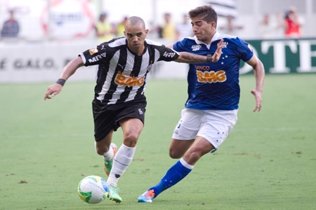 Empate marca o primeiro jogo da decisão do Campeonato Mineiro 