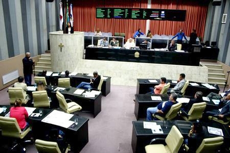 Comissão de Defesa dos Direitos da Pessoa com Deficiência da ALMG vem a Contagem