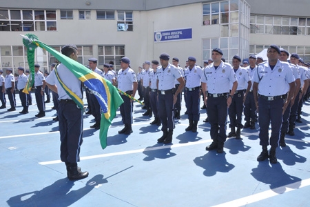 Lei permite que guardas municipais utilizem armas de fogo