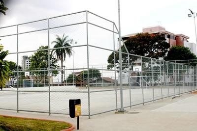 Mais um complexo esportivo está à disposição da população.