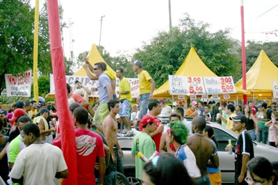 Esmeraldas caiu na folia.