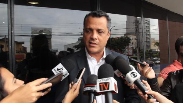  Prefeito denuncia cartel no transporte público