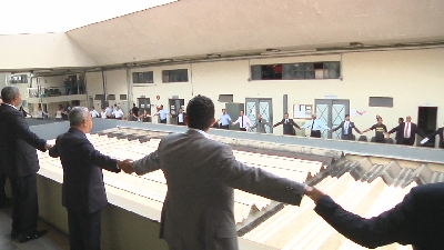 PROTESTO REIVINDICA MELHORIAS NO FÓRUM DE CONTAGEM